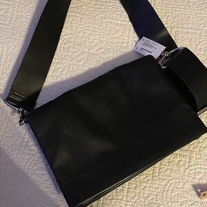 & other Stories Black Leather Shoulder Bag